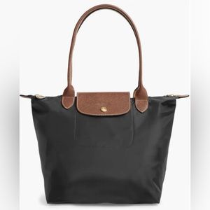 Longchamp M Black Le Pliage Bag